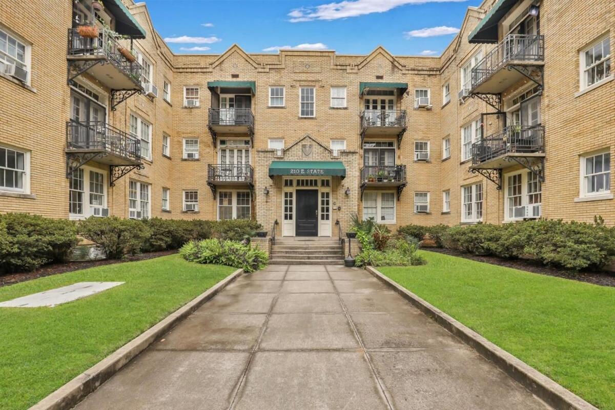 Southern Belle On Oglethorpe Square Savannah Exterior photo